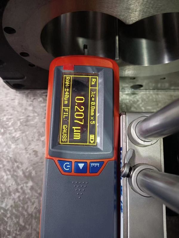 Высокополированная экструзионная винтовая бочка высококоррозионные экструдерные части износостойкость