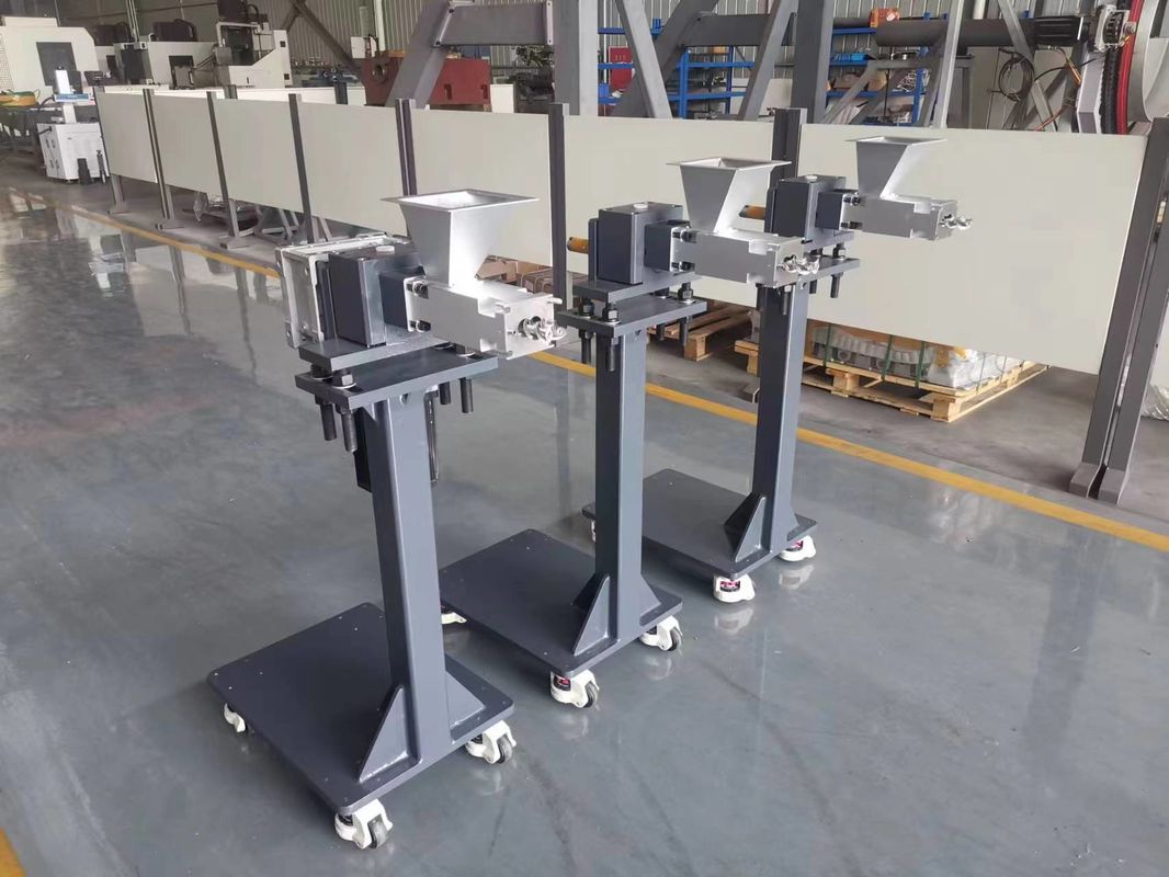 Мини-пластиковая экструзия 58 мм с двойным винтовым элементом, винтовой боковой кормовой вал для Z26