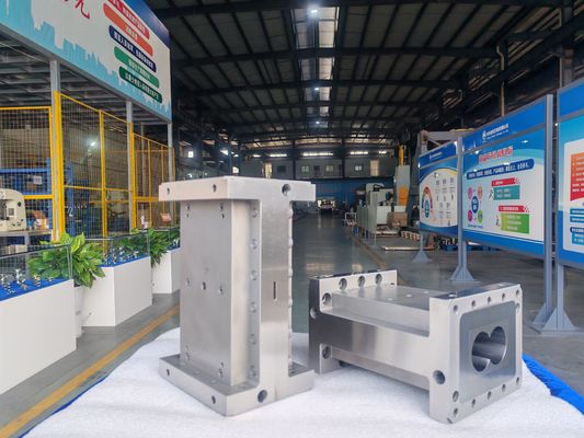 OEM Специальные винтовые элементы для экструдера с двумя винтами JSW